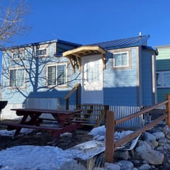 Tiny House Scarlett -  Pet Friendly