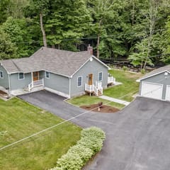 Cabin by the Creek with private creek access -