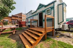 Tiny House Oakley - downtown tiny house park - Image 2