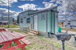 Tiny House Lilly- downtown Leadville - Image 2