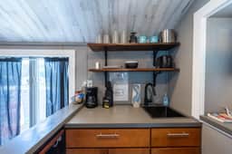 Tiny House Pirate Ship - Sleeps 2 near Siesta Key beach