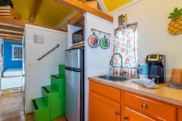 Tiny House Piña Colada- pet friendly