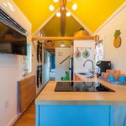 Tiny House Piña Colada- pet friendly