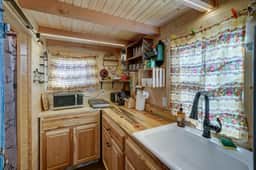 Cozy & rustic Tiny House in Downtown Leadville