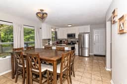 Camelback Rancher- One Acre & Pet friendly