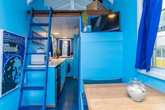 Tiny House Seashell - tiny living at the beach