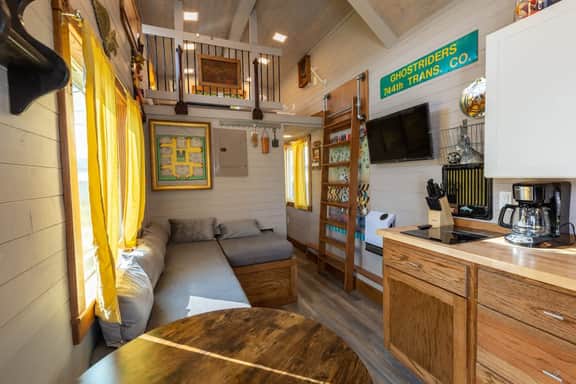 Tiny House Oakley - downtown tiny house park