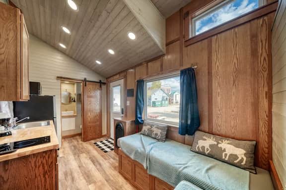 Tiny House Lilly- downtown Leadville