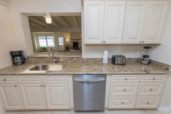 4 Bed 2 Bath near Siesta Key - Pet Friendly