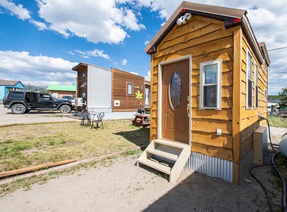 Cozy, rustic Tiny House Rudy - Image 1